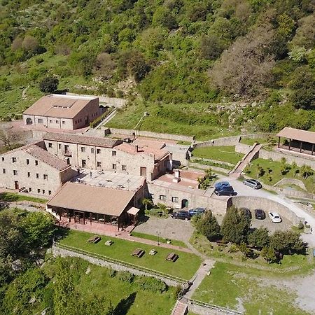 Masseria Rocca Di Gonato Castelbuono  Zewnętrze zdjęcie
