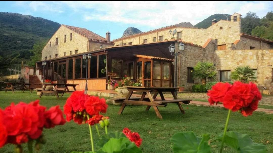 Masseria Rocca Di Gonato Castelbuono  Zewnętrze zdjęcie