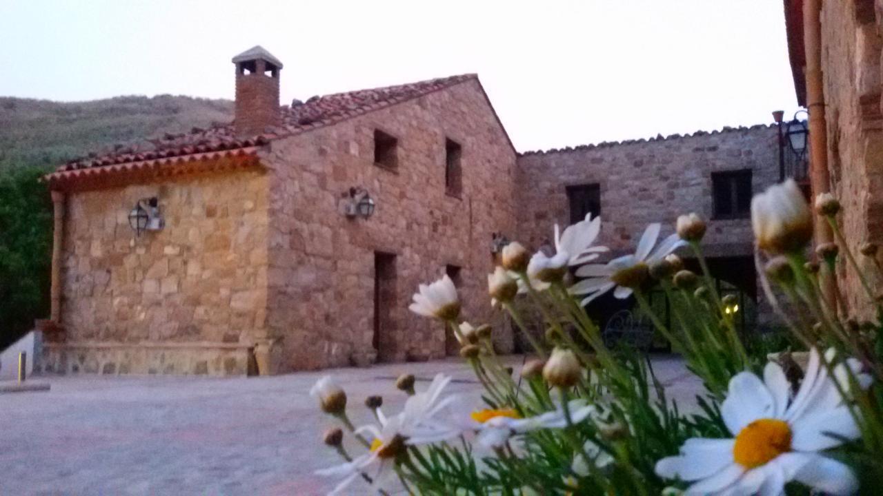 Masseria Rocca Di Gonato Castelbuono  Zewnętrze zdjęcie